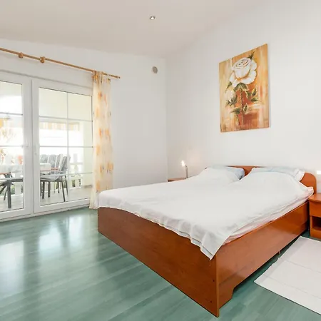 In With Wifi Apartment *