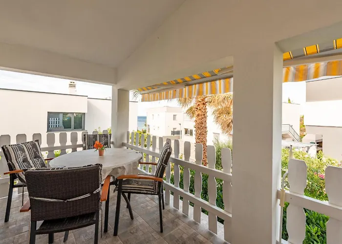 In With Wifi Apartman